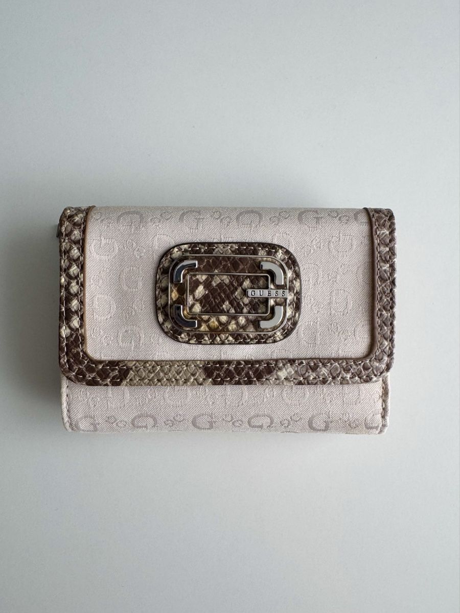 Guess Portamonete: Guess Geldbörse  – Nuovo (secondo la descrizione) da Dübendorf venduto da kat_v59k
