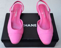 Chanel Schuhe / chaussures .39C