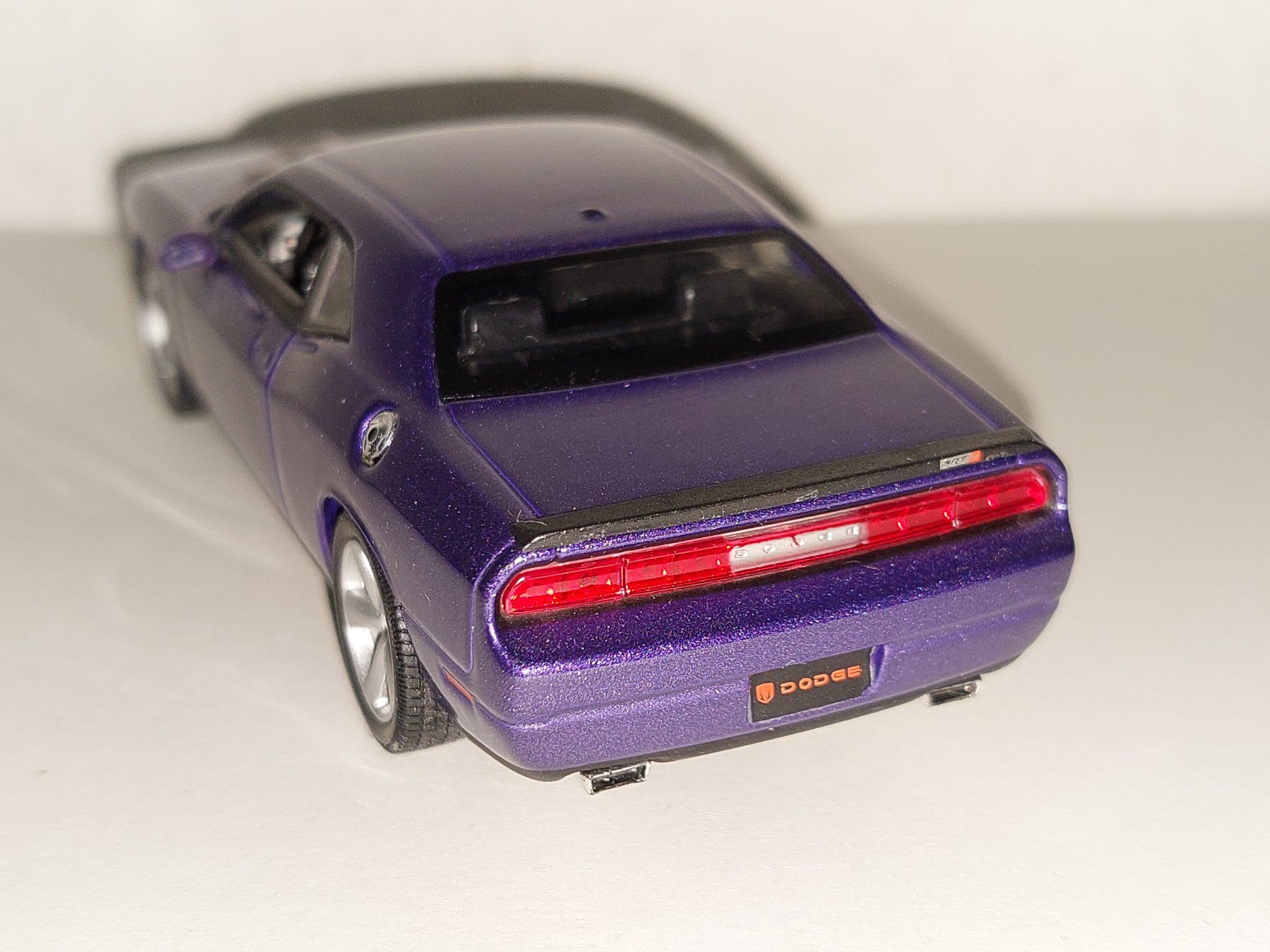 Norev Modellautos: Dodge Challenger SRT8 2008 1:43 Norev – Gebraucht aus Diegten von isetta590 3