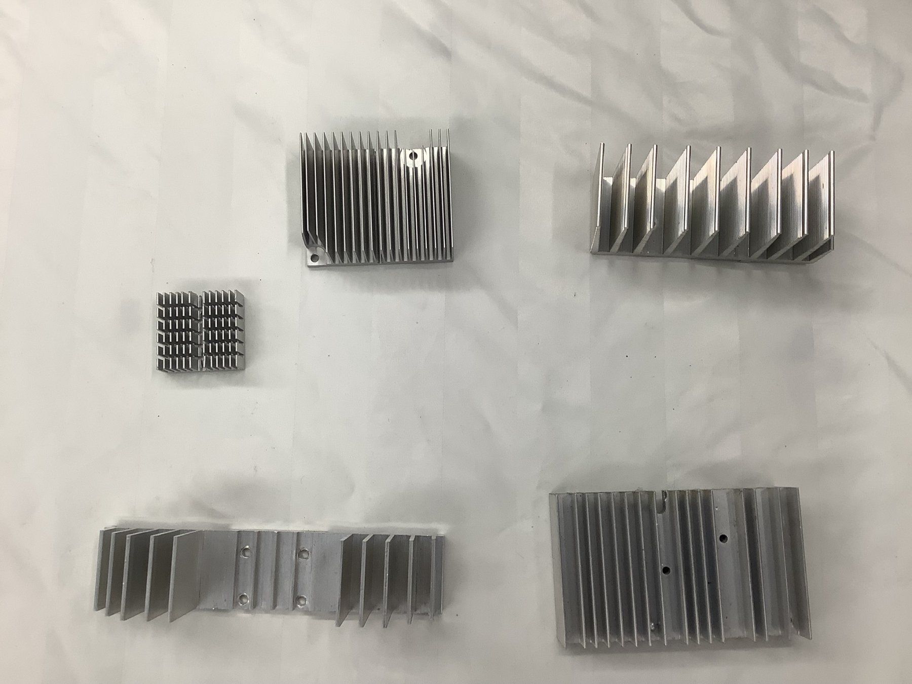 Componenti elettronici: KÜHLKÖRPER ALUMINIUM – Usato da Glarus venduto da Mdelphi 6