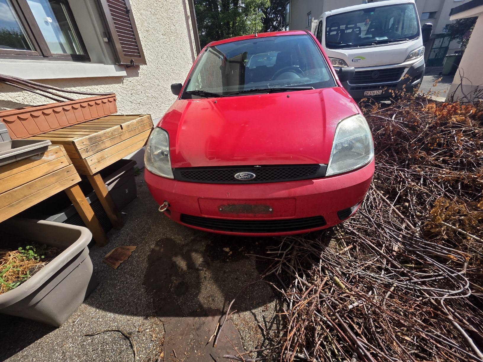 Ford Automobili: Ford Fiesta 1.4 – Difettoso da Rüti ZH venduto da Isa8630