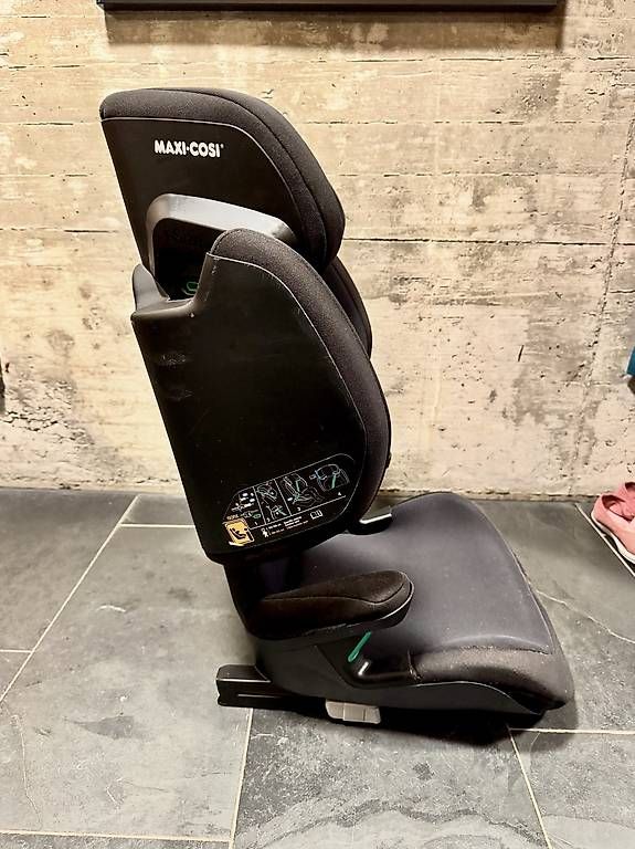 Auto-Kindersitze: Maxi Cosi i-Size – Gebraucht aus Mönchaltorf von Juerg012 2