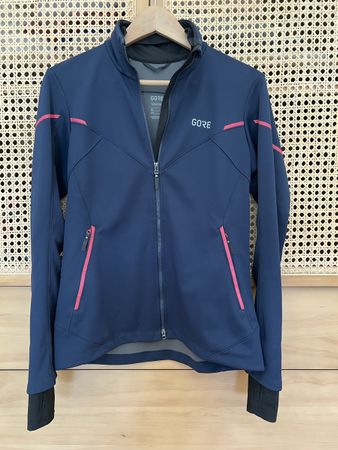 GORE-Tex Laufjacke Damen Gr. 38/M 
