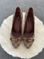 Vintage Gucci Pumps, Horsebit, 38 C Canvas & Leder & Bambus