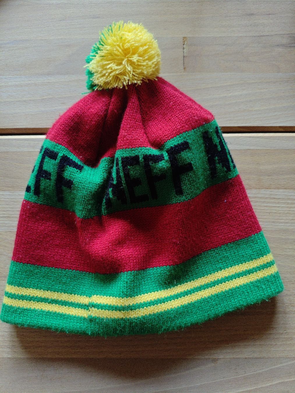 Hüte, Mützen & Caps: Wintermütze Neff – Gebraucht aus Unterstammheim von and_kj2n 1