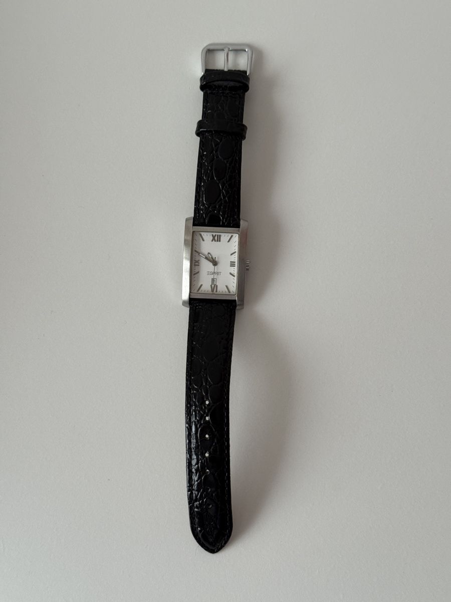 Esprit Uhren: Esprit Leder Armbanduhr – Gebraucht aus Goldach von igwhitestar