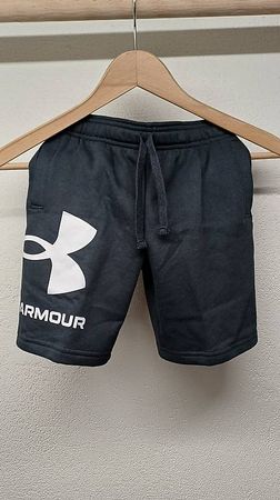 Neue kurze Hosen Under Armour Gr.128