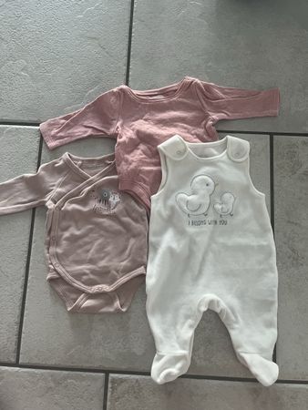 Baby kleider set Grösse 56