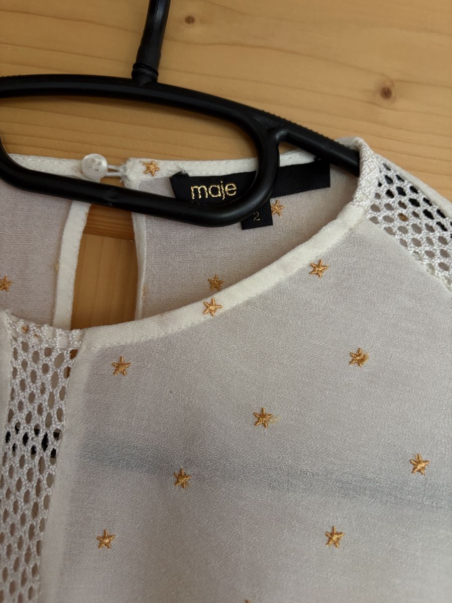 Maje Tops: Maje Damen Bluse weiss Grösse 2 mit Sternen Muster – D'occasion à Wädenswil par Iana32 1