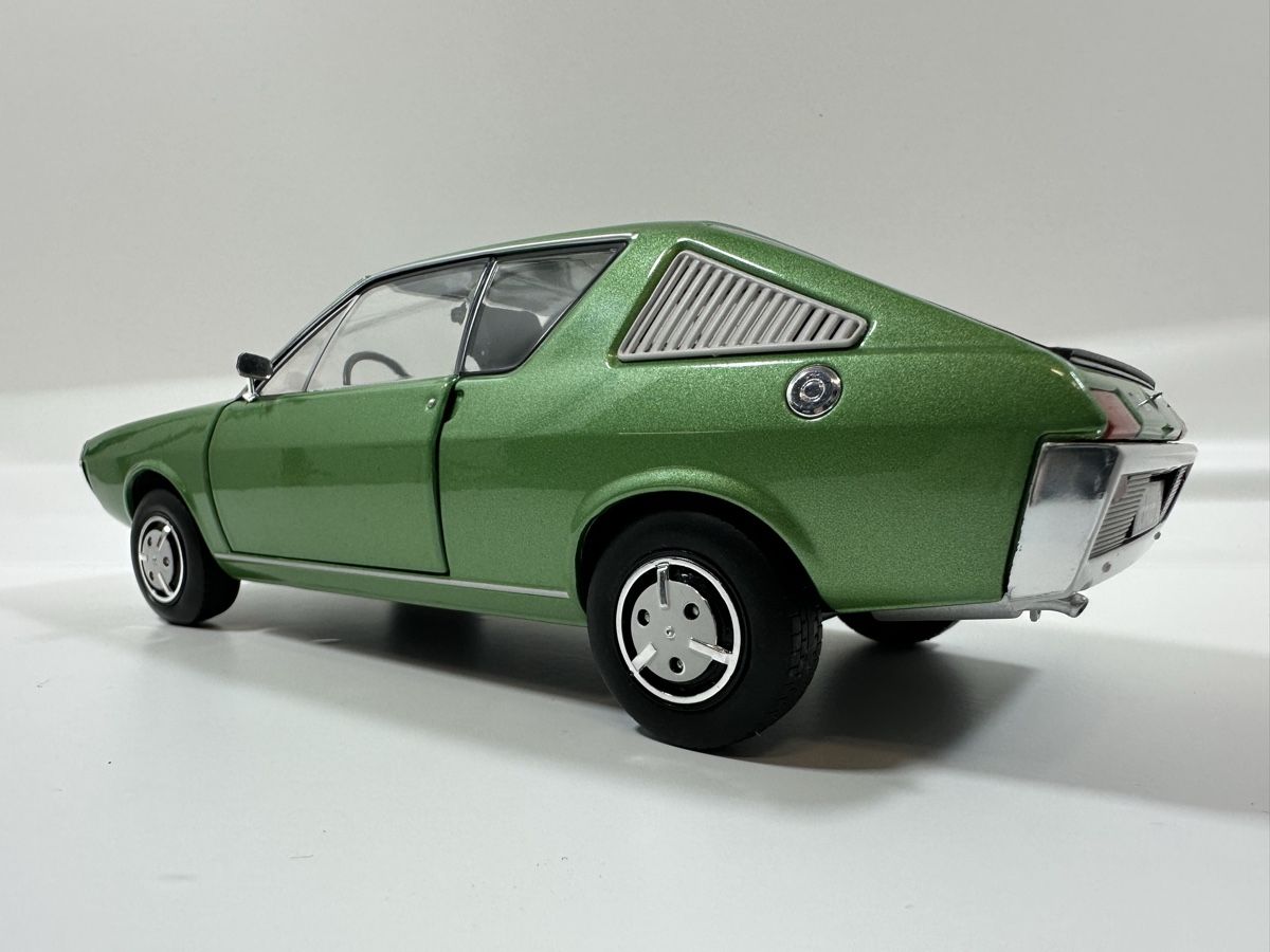 Solido Modellautos: Renault 17 TL 1:18, grün, SOLIDO – Gebraucht aus Zofingen von rf9_x2xt 3