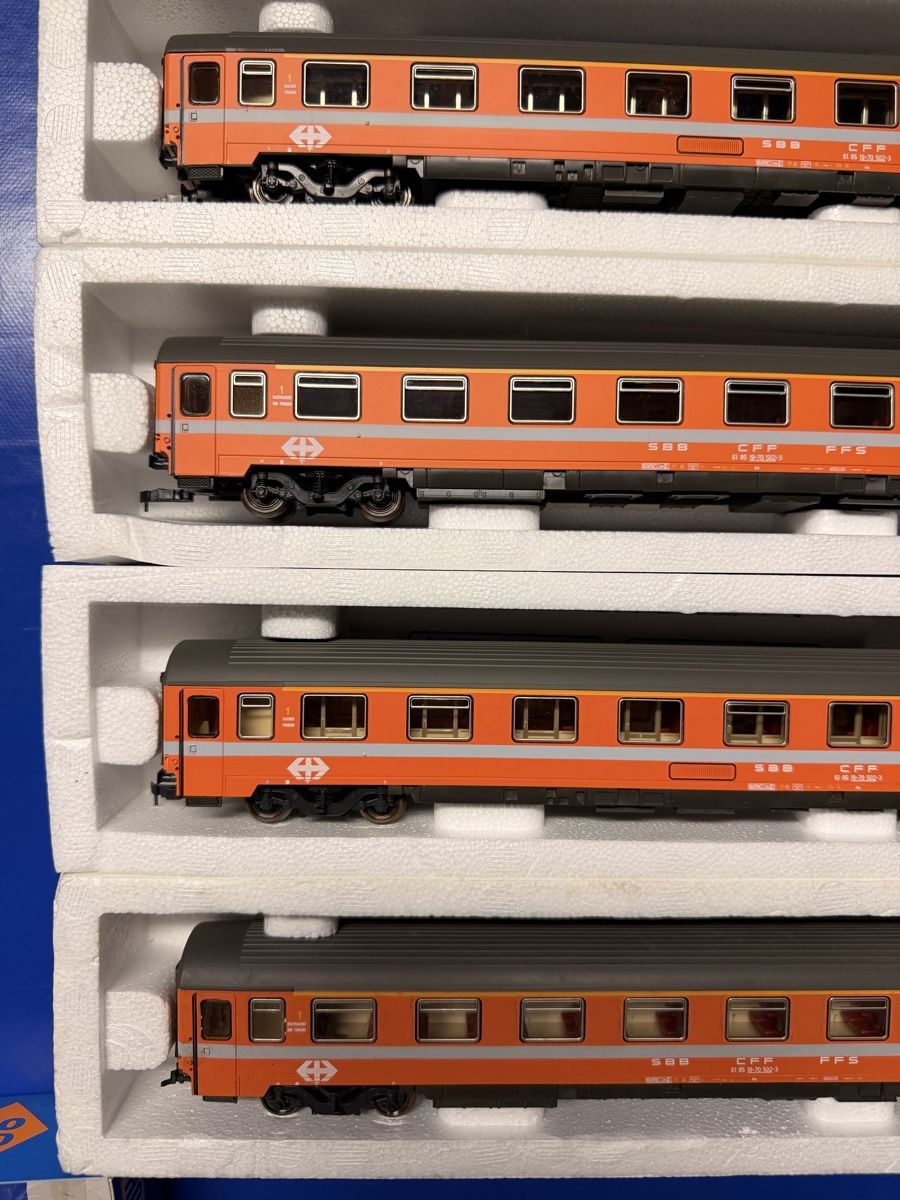 Roco Modellini di ferrovie: 4x Eurofima 1. Klasse Wagen – Nuovo e nell'imballaggio originale da Frick venduto da Freddoo93 3