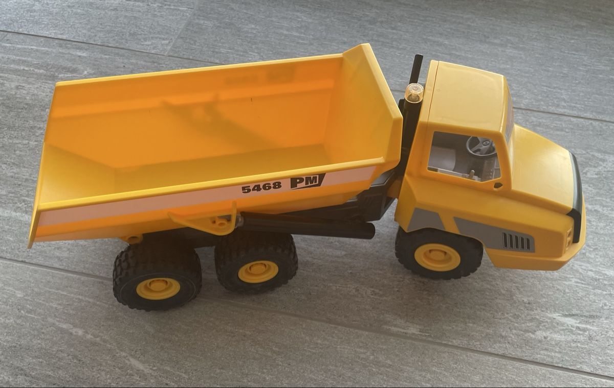 Playmobil Giocattoli: Playmobil 5468 PM Riesendumper, Baustelle – Usato da Laax GR venduto da tschuetta2014