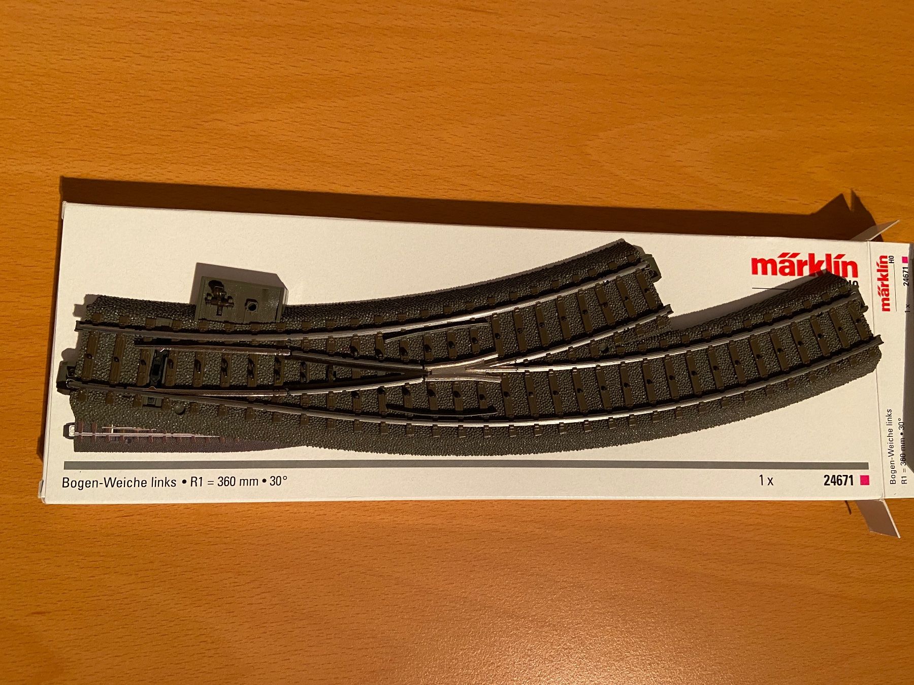 Märklin 24671 Bogen-Weiche Links R1 360 mm 30° OVP (Gebraucht) in ...