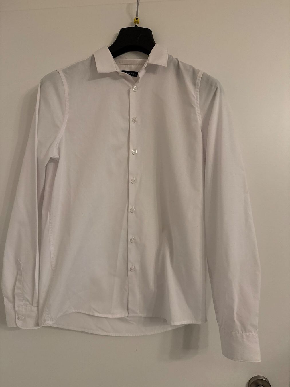 C&A Camicie, T-shirt & Polo: Weisses Kinder Langarm-Hemd von C&A Gr.164 – Usato da Schönenwerd venduto da d.chiara