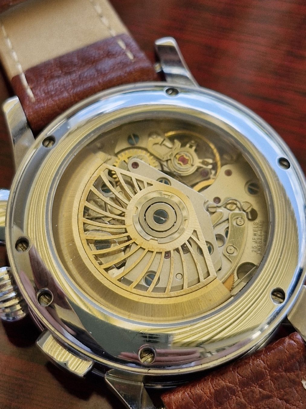 Bulova Orologi: Bulova Chrono mit Valjoux 7751 – Usato da Birrhard venduto da Marki-Mark 4