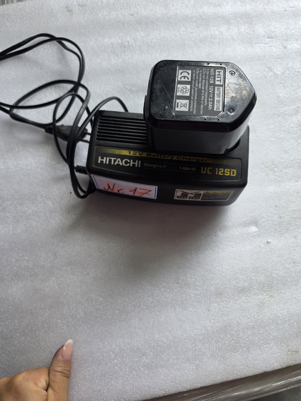 Hitachi Caricabatterie: Hitachi UC12SD Ladegerät  – Usato da WIL SG venduto da Sprin319