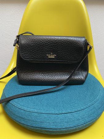 Schwarze Ledertasche Kate Spade New York