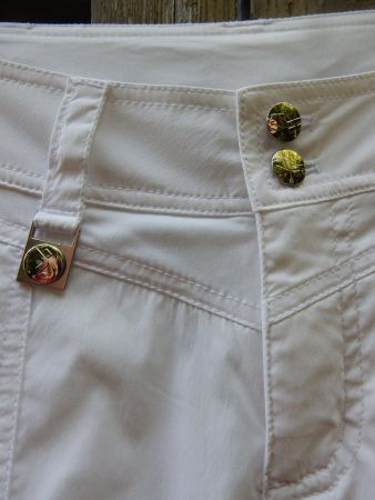 Hose  Capri    *  RHöNISCH  *  36 ( M ? )    Schweden + neu
