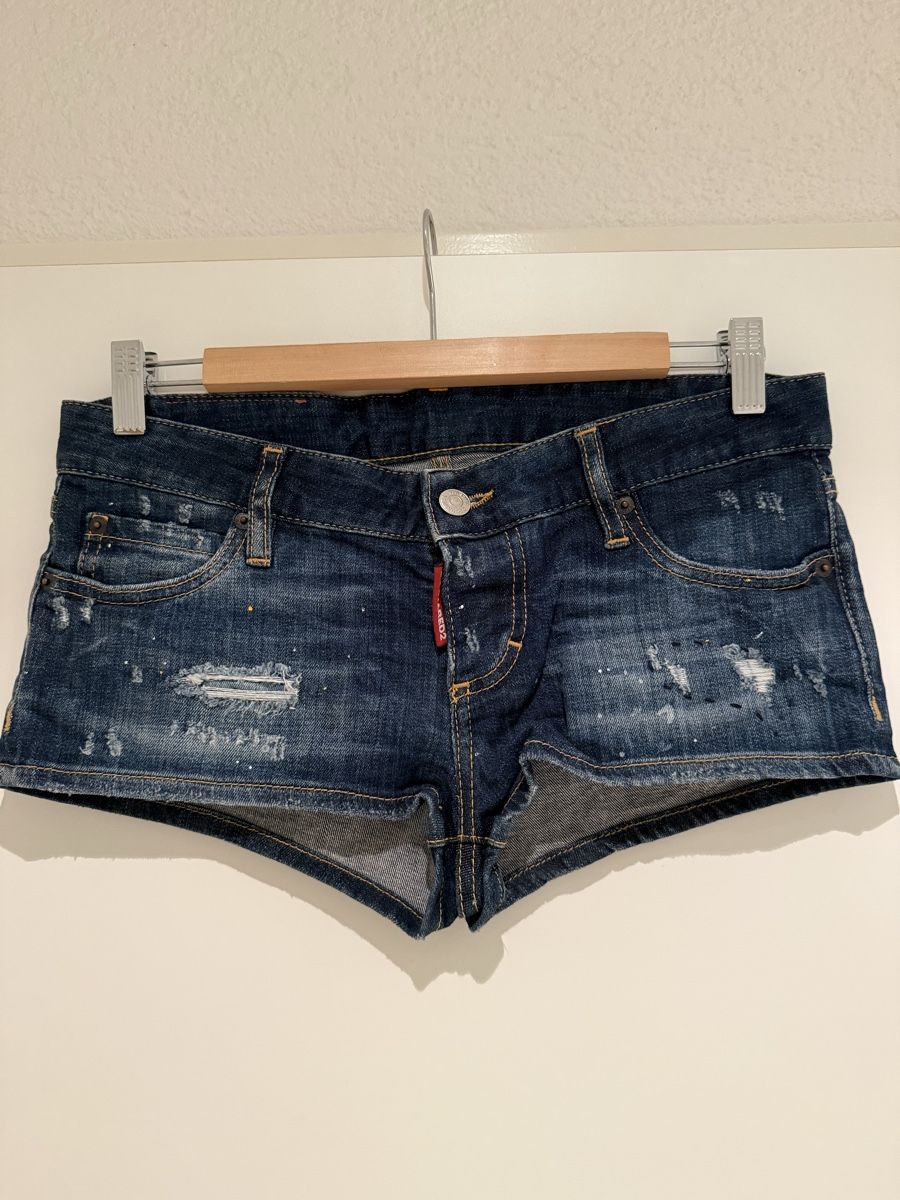 Dsquared2 Pantaloni: DSQUARED2 Jeans Shorts Grösse IT38 – Nuovo (secondo la descrizione) da Rümlang venduto da YinYang09