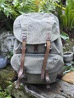 Alter Militärrucksack