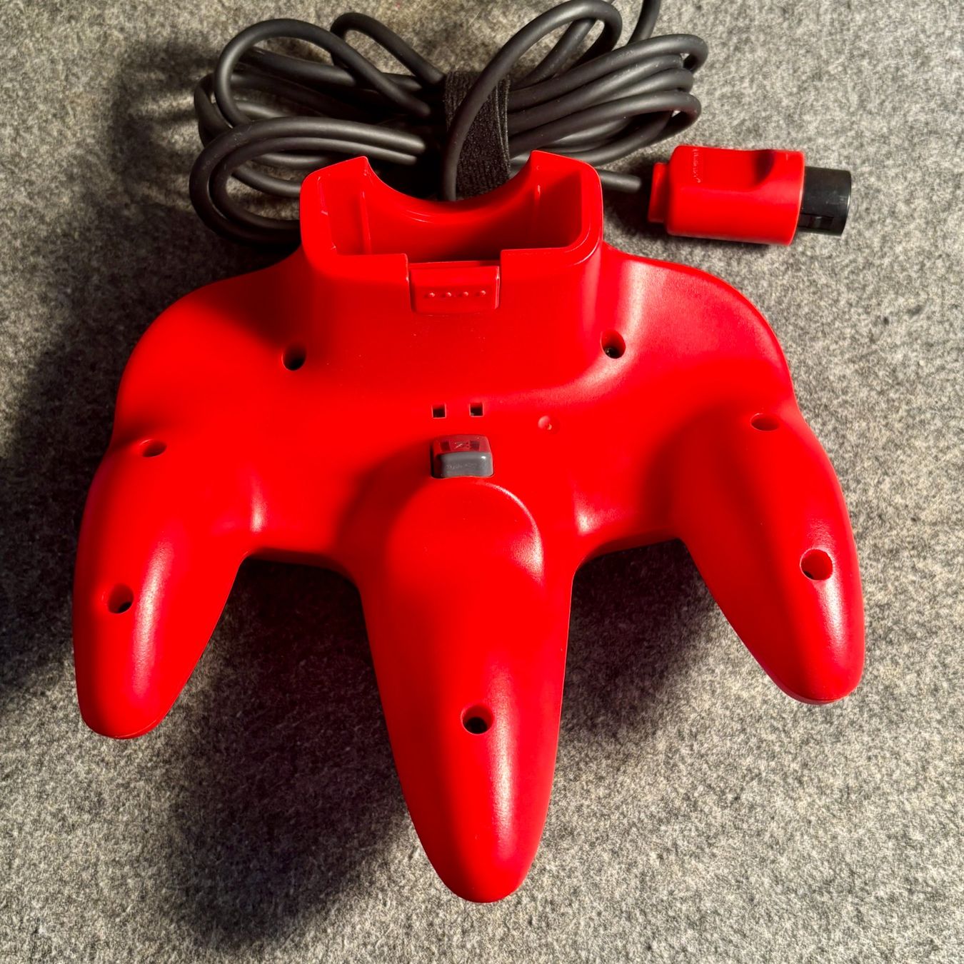 Nintendo Manettes: n64 Controller Rot – D'occasion à Mollis par GamingCorner 1