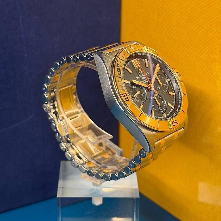 Orologi: Breitling Chronomat B01 42 UB0134 – Usato da Genève venduto da minty.watches 2