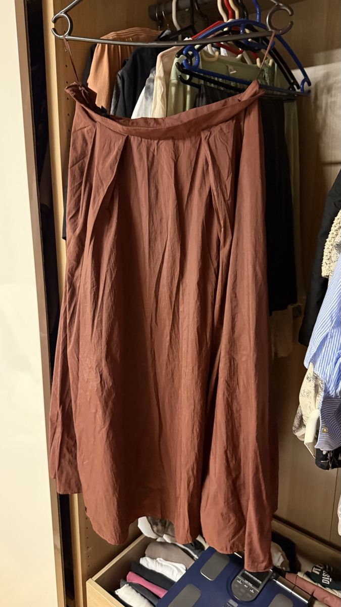 Massimo Dutti Jupes: Massimo Dutti Röckli gr M – D'occasion à Haslen GL par rana04 2