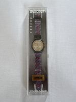 Swatch Chrono Armbanduhr mit Muster in Originalverpackung