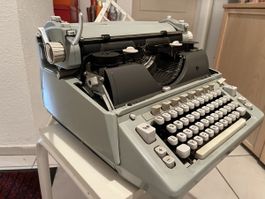 Hermes Ambassador Schreibmaschine, Vintage, Top Zustand!