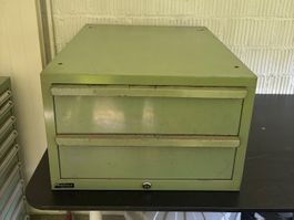 Layette d’établi Allemand Frères (Schaublin 102 p.ex)