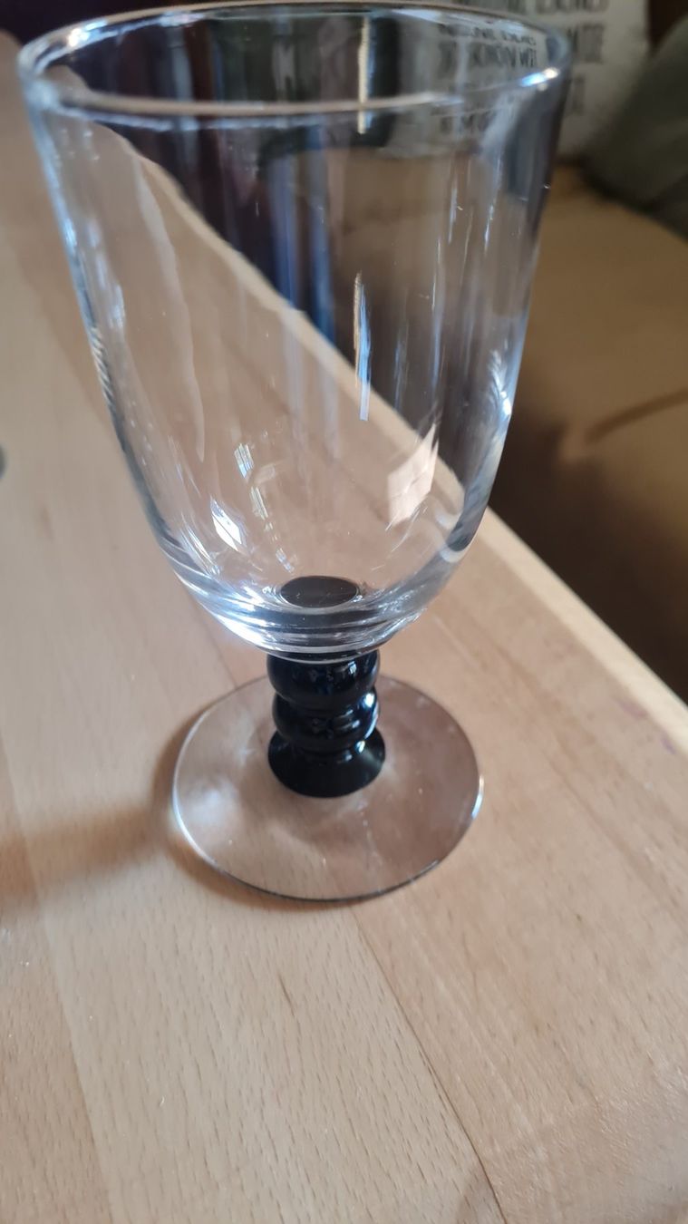 Gläser: Vintage Weingläser – Gebraucht aus Münsingen von  1