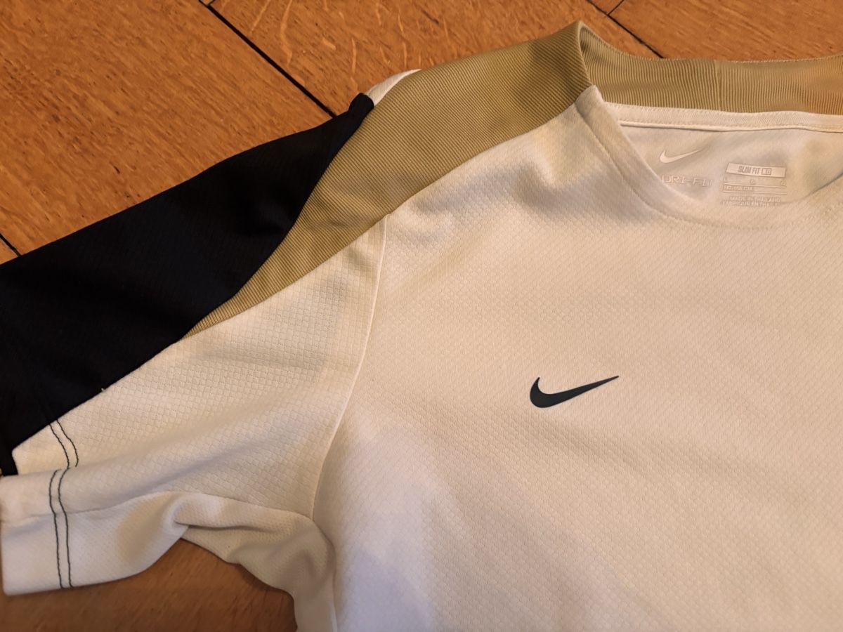 Nike Lotti di vestiti: Sporttenue, 146 – Usato da Zürich venduto da gucks 3