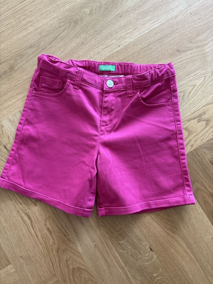 Benetton Pantaloni: Shorts von Benetton, Grösse 140 – Usato da Wohlen AG venduto da Michi761
