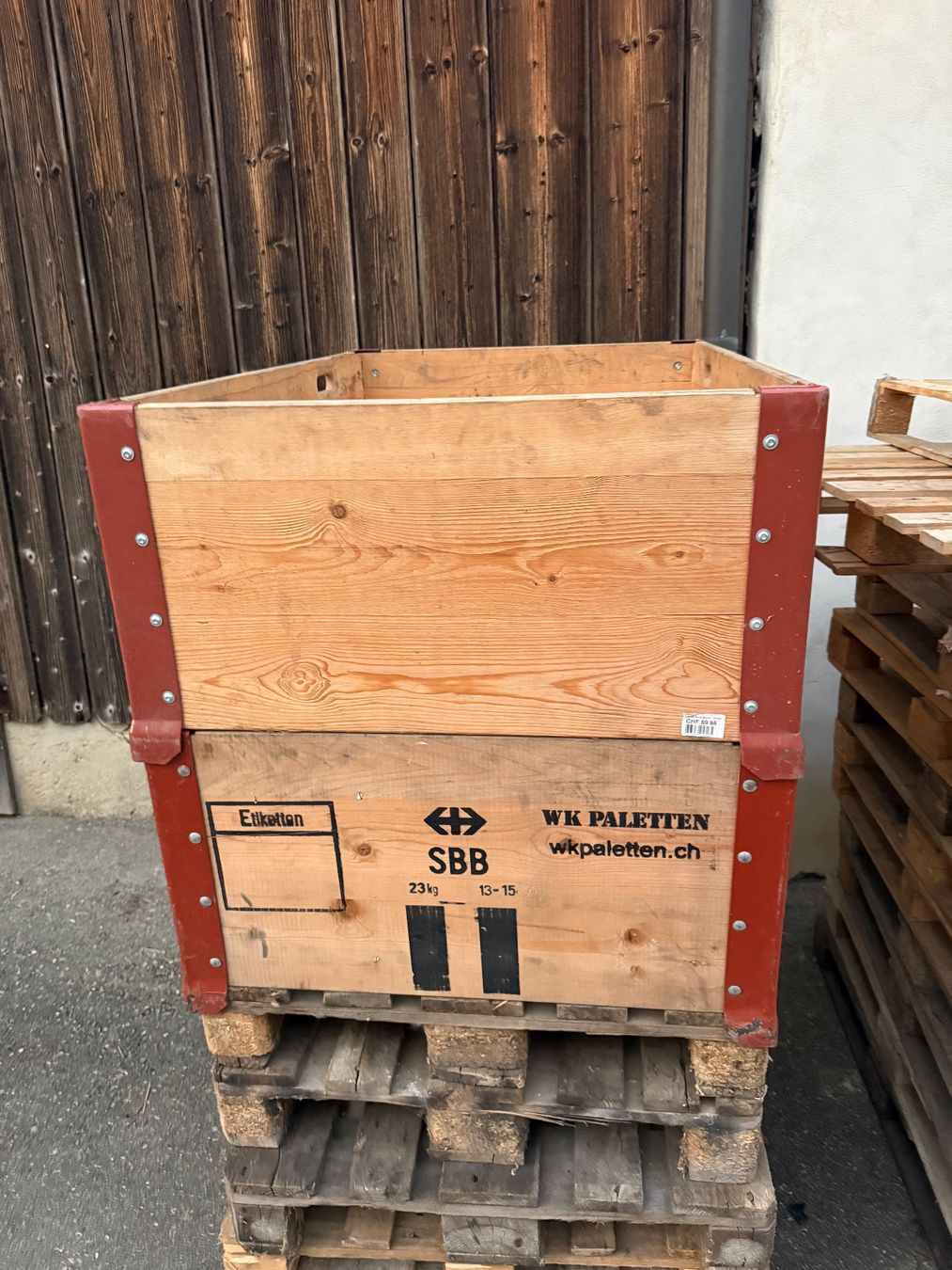 Pallets: Diverse Holz Paletten – Usato da Hallau venduto da mofaplus 2