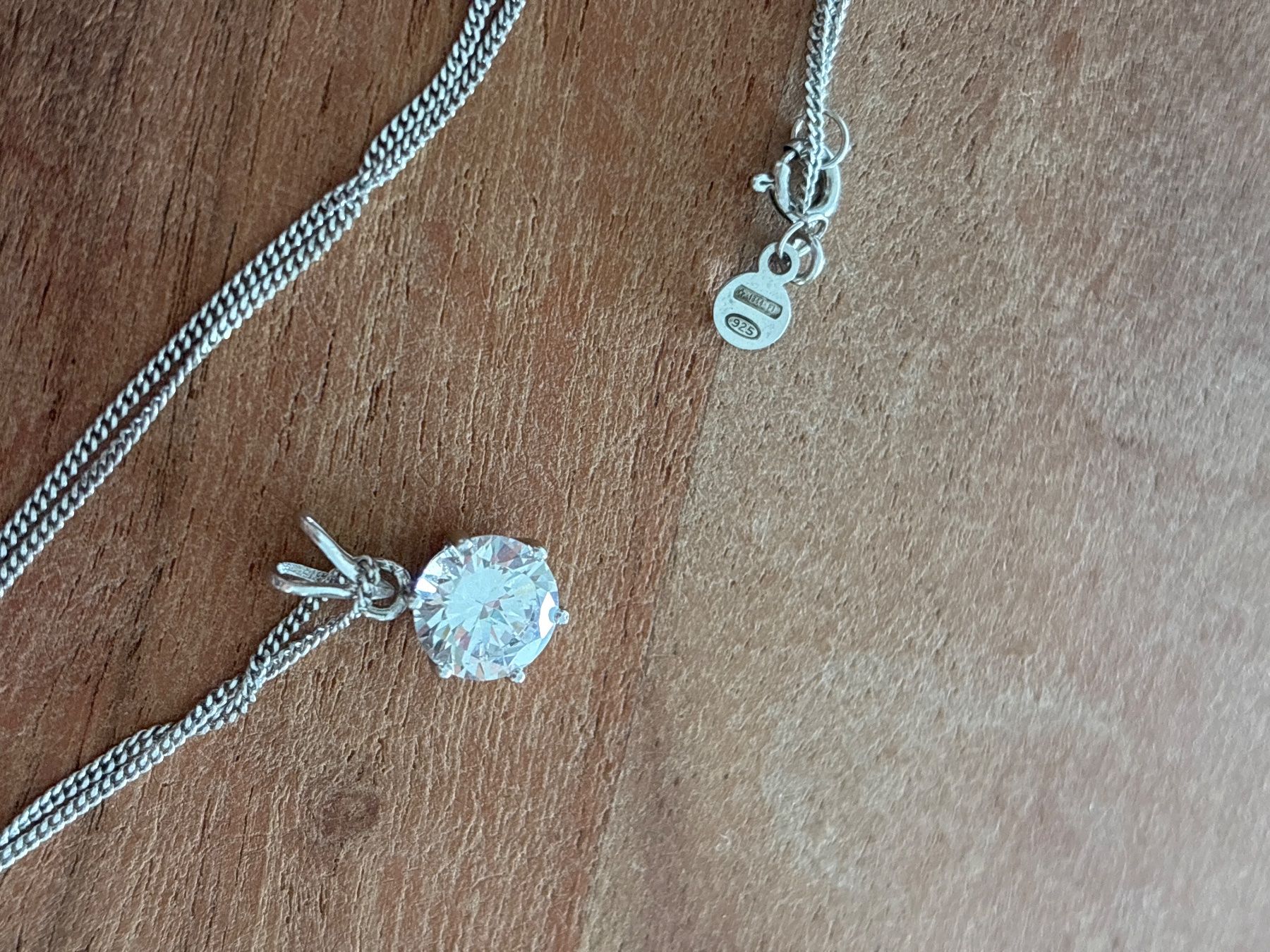 Colliers: Silver chain with pendant used condition – Neuf (Voir description) à Zürich par sve_p2cg