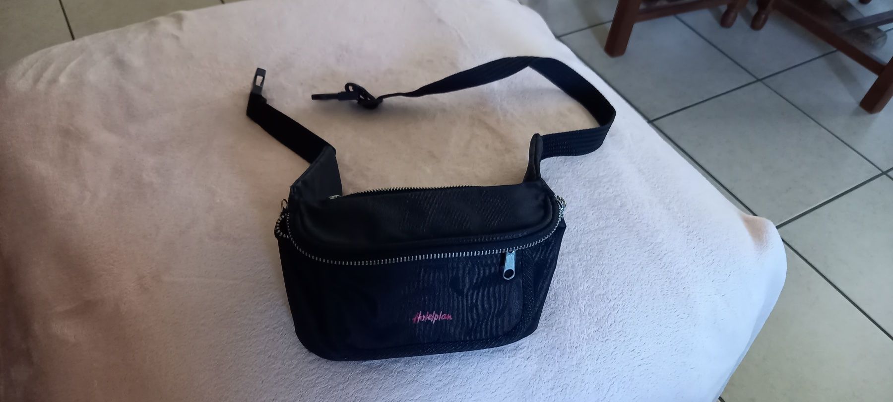 Borse: Sac banane noir – Nuovo (secondo la descrizione) da Yverdon-les-Bains venduto da Monique6 2