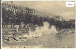 Montreux - Une vague du Leman