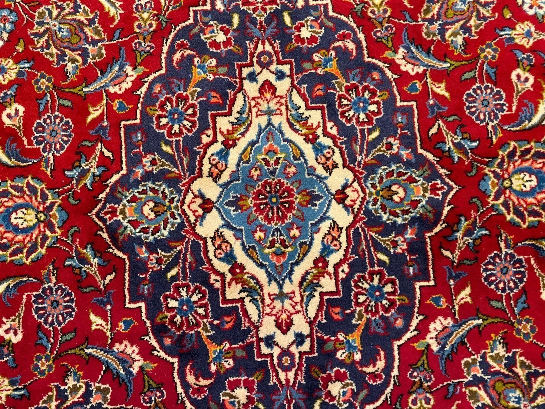 Teppiche: Traumhafter feiner Perser Keshan 312x197 – Gebraucht aus Steinhausen von Super05 4