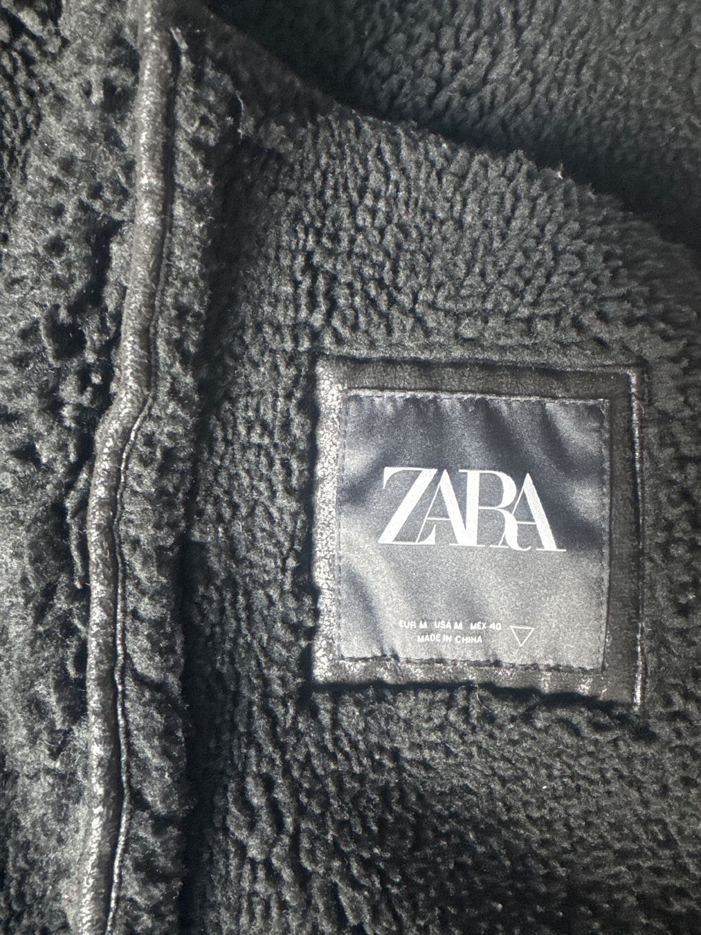 Zara Giacche: Veste / Blouson aviateur noir de taille M – Usato da Morges venduto da Alexys23 3