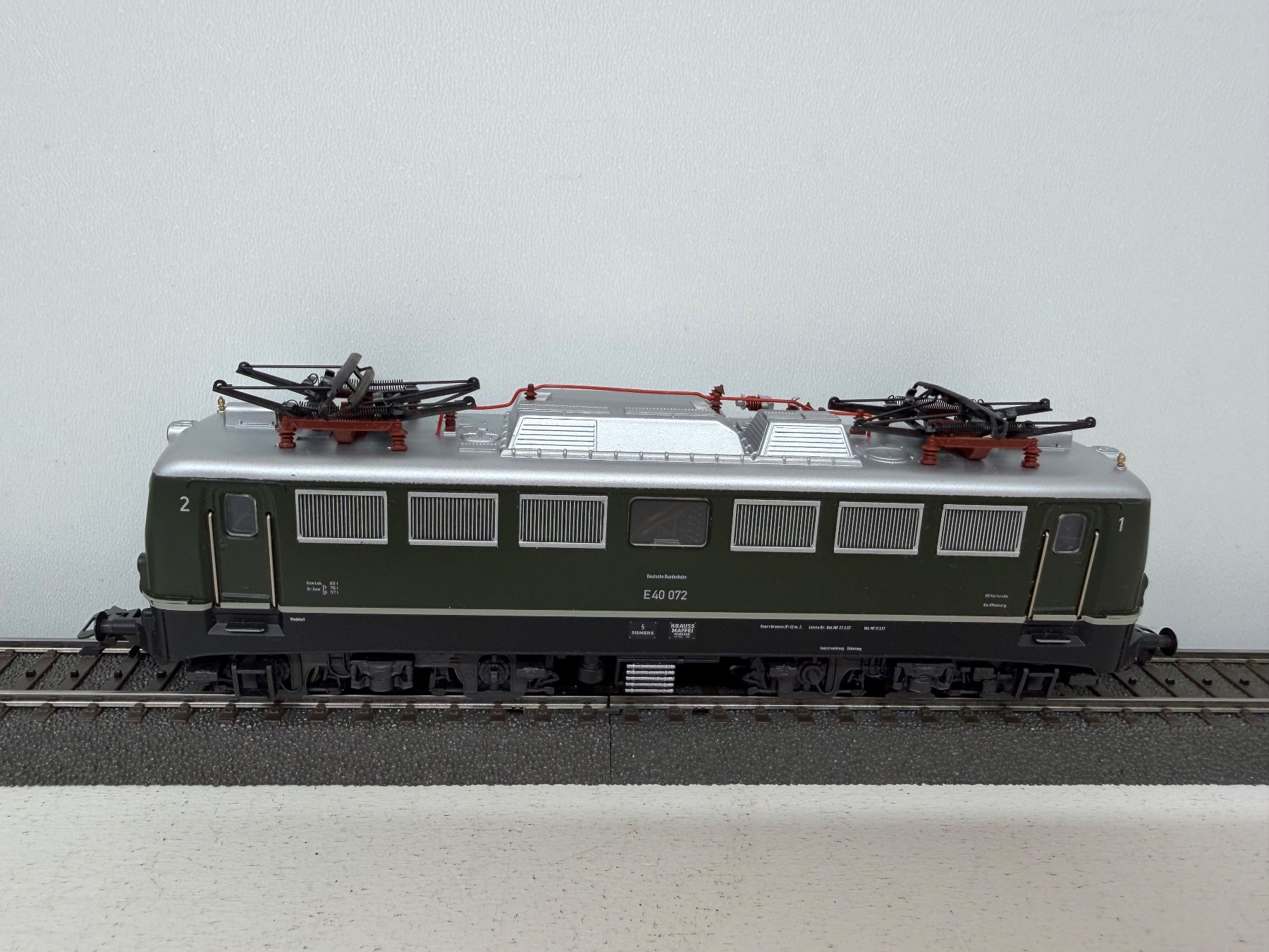 Märklin Trains électriques: Märklin H0 E-Lok BR E40 072 DB Wechselstrom Digital – D'occasion à Büsserach par ModellbahnDepot 3