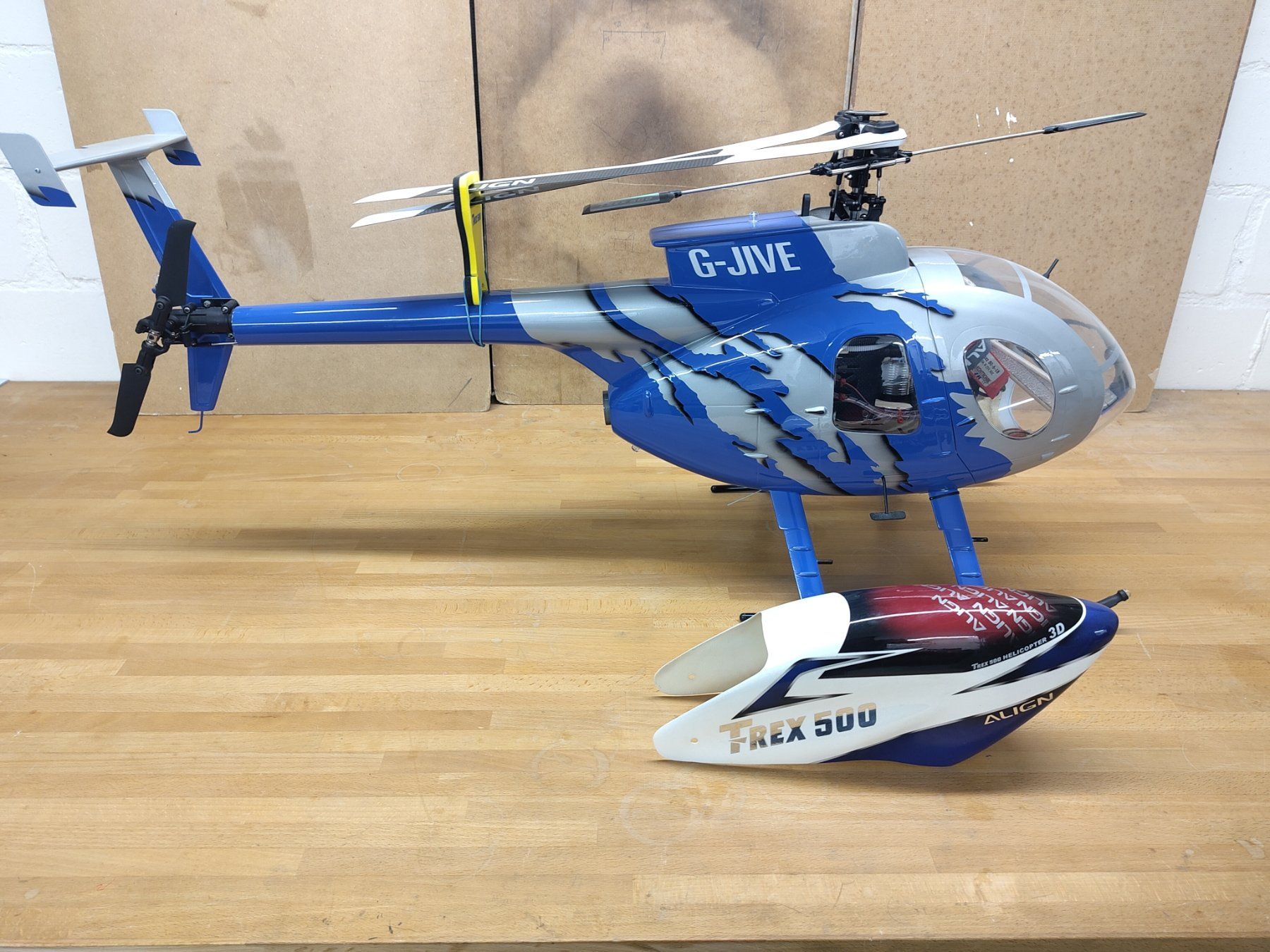 RC Kits de montage: T Rex 500 – D'occasion à Kirchberg BE par stegge 2