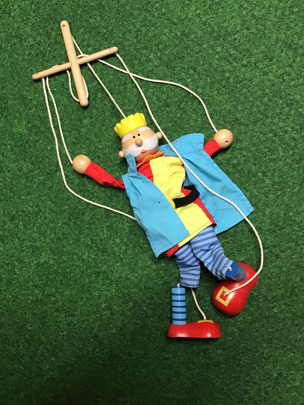 Giocattoli: Holz Marionette König – Usato da Rüti ZH venduto da Wernika1