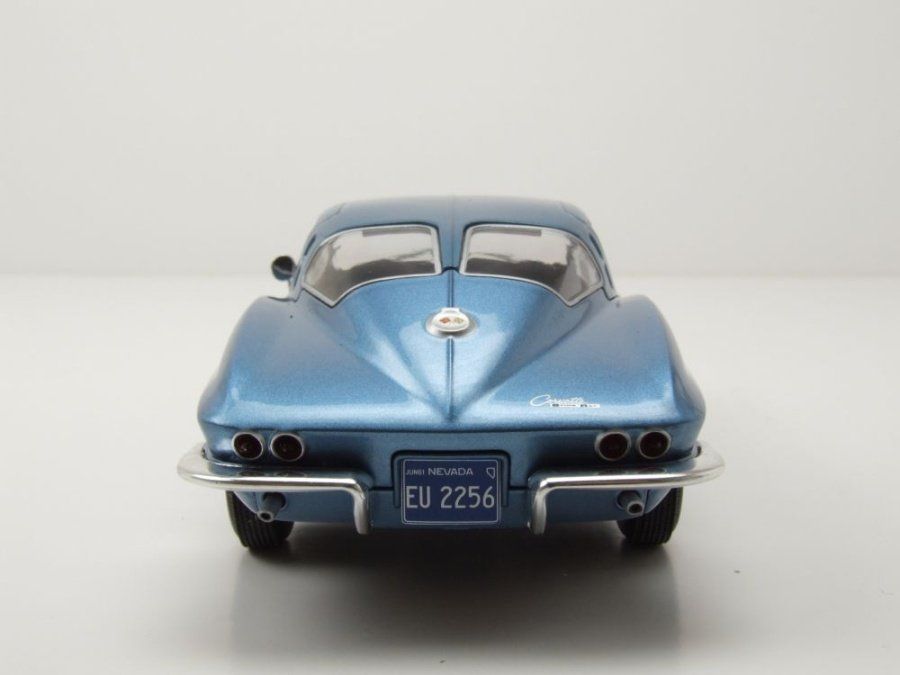 Chevrolet Modellautos: Chevrolet Corvette C2 Sing Ray „Split Window“ 1963 hellblau – Neu und originalverpackt aus Gerlafingen von espero88 4