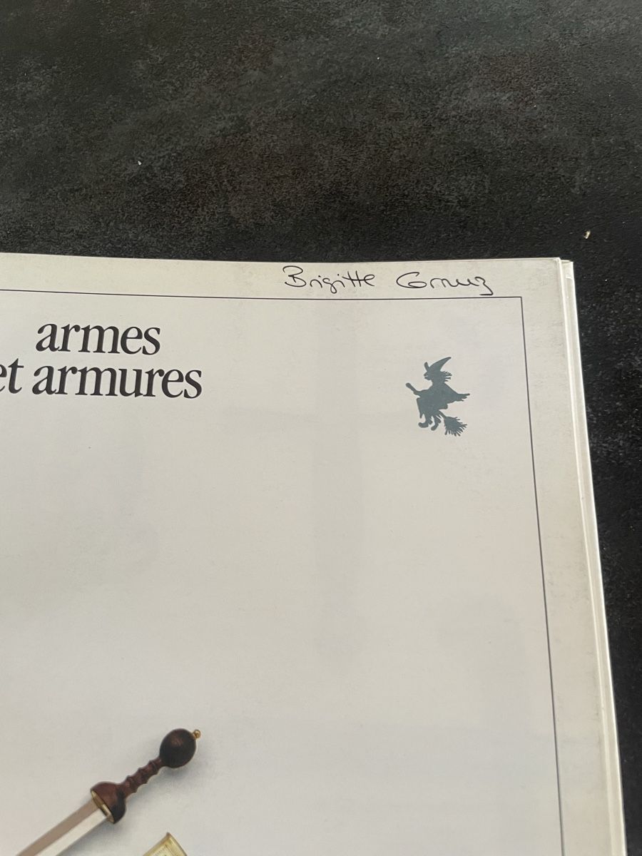 Bücher: Livre "Armes et armures" Gallimard – Gebraucht aus Vallamand von Bricbracbroc82 5