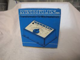 MÄRKLIN  NR. 6147 + NR. 6631  2 X TRANSFORMATOR  LEERE BOXEN