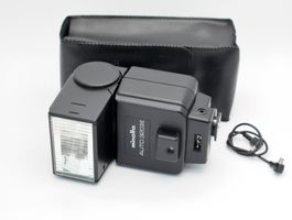 Minolta Auto 320X Flash