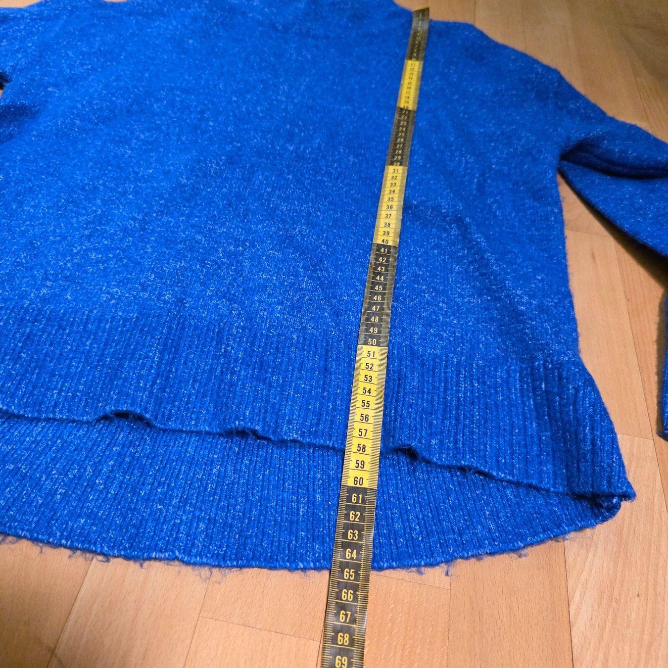 Maglioni & Felpe: Blauer warmer Pullover – weich & bequem Gr. 38/40 – Usato da Wald ZH venduto da CapLux 2