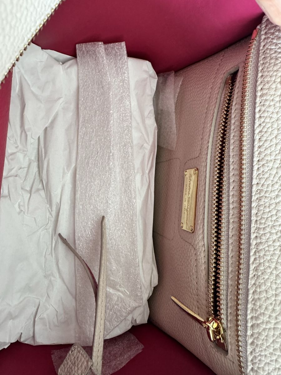 Salvatore Ferragamo Borse da donna: Salvatore Ferragamo – Nuovo e nell'imballaggio originale da Zürich venduto da ren_8d22 3