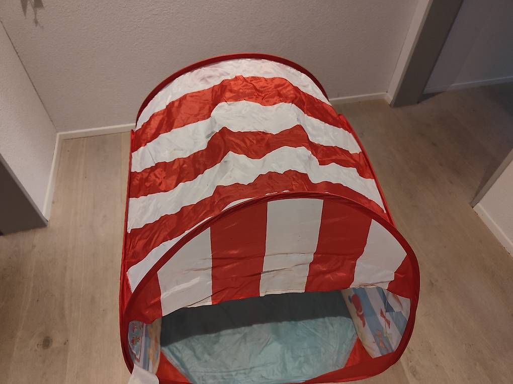 Alri letti & mobili per bambini: Pop-it Up Beach Zelt  – Usato da St. Gallen venduto da nin_5k7b