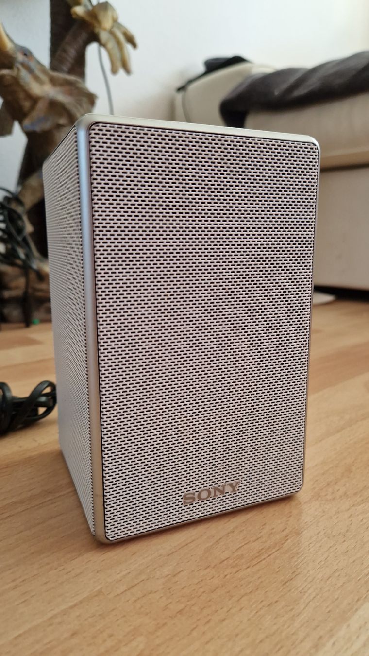 Sony Haut-parleurs: SONY Bluetooth Lautsprecher SRS-ZR5 – D'occasion à Zürich par Arianco